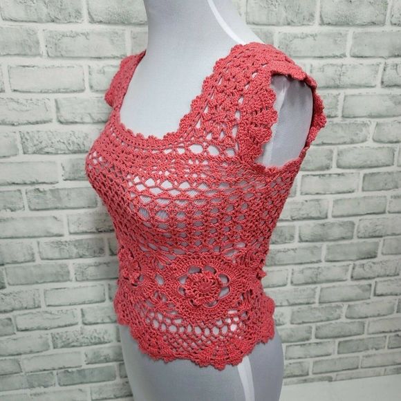 Urban Outfitters Pins And Needles Size L Coral Pink Open Knit Crochet Tank Top - Picture 2 of 5